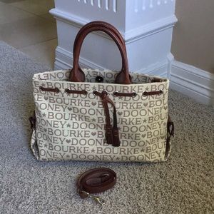 COPY - Dooney & Bourke bag